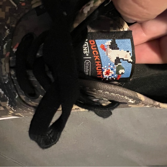 Vans Nintendo duck hunt sneakers size 5.5 mens and size 7 womens - Picture 7 of 8